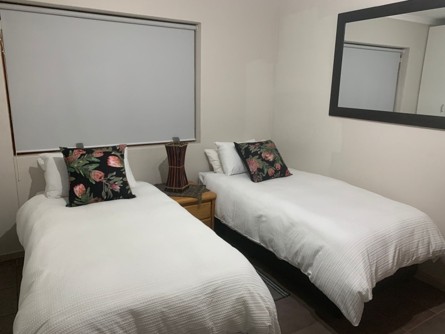 4 Bedroom Property for Sale in Fraaiuitsig Western Cape